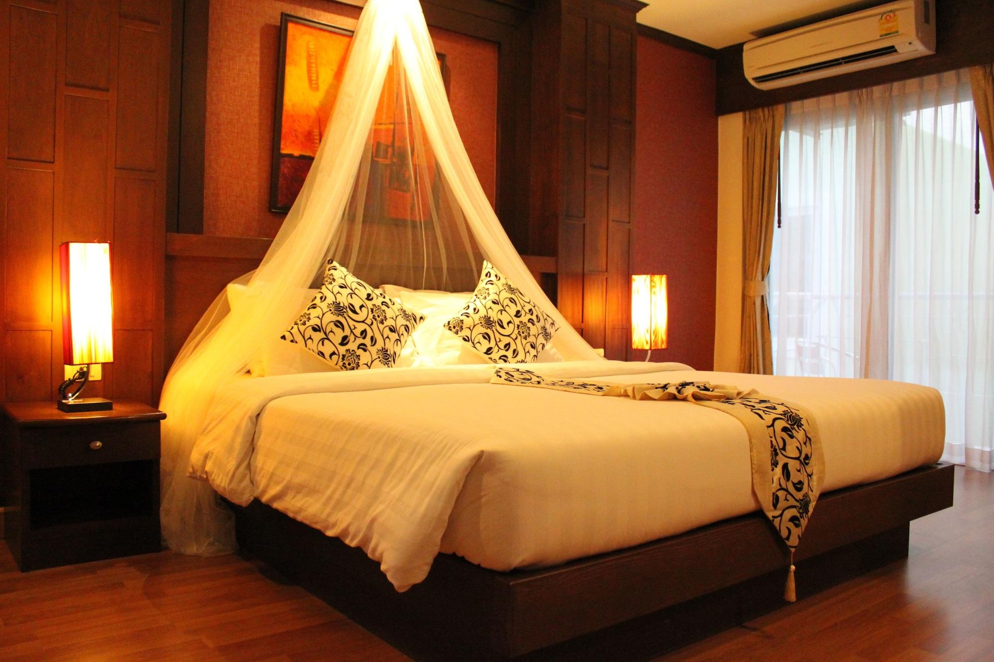Hemingway'S Hotel Patong Εξωτερικό φωτογραφία