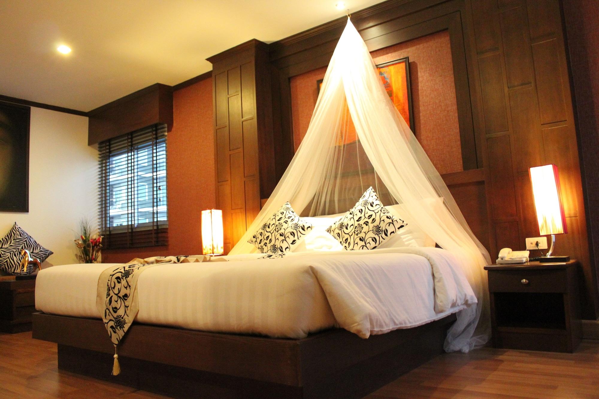 Hemingway'S Hotel Patong Εξωτερικό φωτογραφία