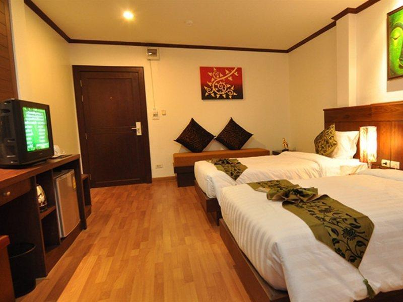 Hemingway'S Hotel Patong Εξωτερικό φωτογραφία