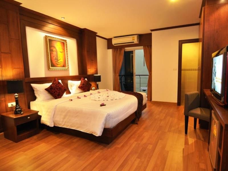 Hemingway'S Hotel Patong Εξωτερικό φωτογραφία